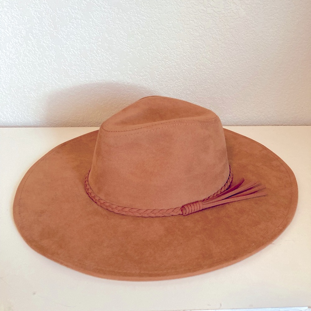 Stylish Tan Women's Hat